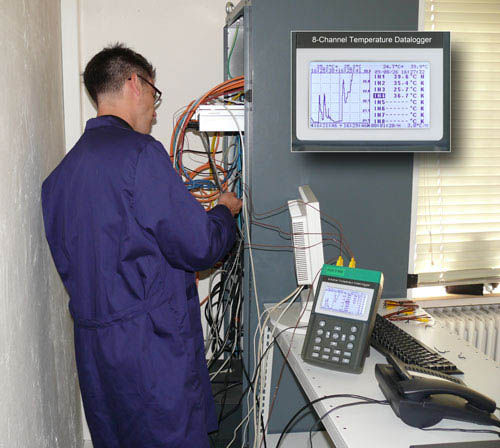 Der Temperaturdatenlogger PCE-T 800 im Einsatz bei der �berwachung der Temperatur 