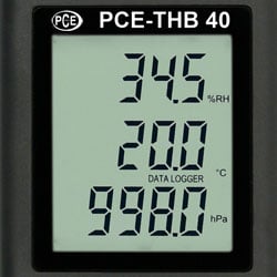 Das gut ablesbare Display des Thermo-Hygro-Barometer Datenlogger PCE-THB 40.