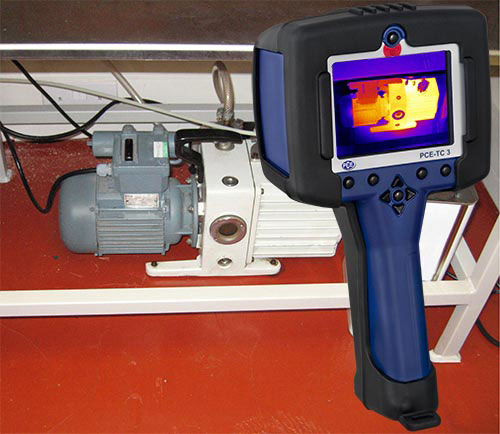 Motor-Getriebeblock Thermofoto mit der Wärmebildkamera PCE-TC 3