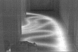 PCE-TC 3 Thermal Imaging Camera: thermal tracks in grey scale