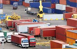 Shock Data Logger in use by shipping