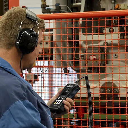 Vibration Analyzer / Vibration Analyser Application picture