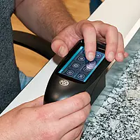 Comprobador de superficies - Imagen de uso