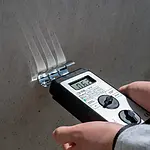 Medidor de humedad en paredes - Imagen de uso