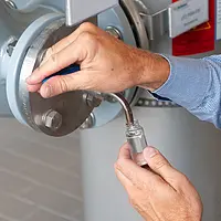 Equipo para prevención y control de Legionella - Toma de una muestra para medir 