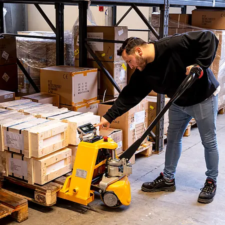 Håndgaffeltruck med vejningssystemansøgning