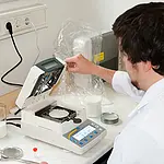 Laboratorieskala PCE-MA 202