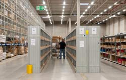 PCE Instruments Datenlogger zur Überwachung von Feuchte und Temperatur.