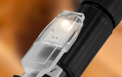 Oechsle Refraktometer mit LED Beleuchtung in der Anwendung.