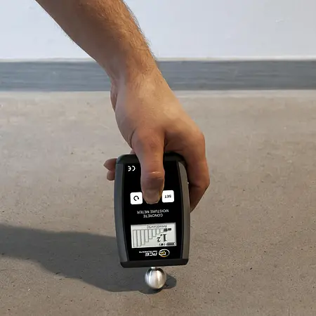 Holzfeuchtemessgerät / Holzfeuchtemesser Anwendungsbild