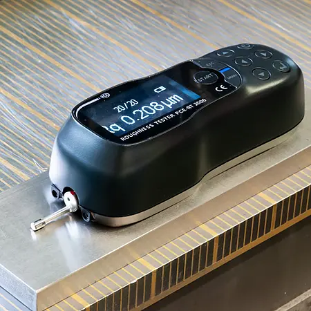 Oberflächen Messtechnik Rauhigkeit PCE-RT 2000-ICA Anwendung