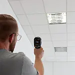 Messung einer Zwischendecke mit der Wärmebildkamera