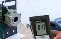 Digitale manometer in gebruik