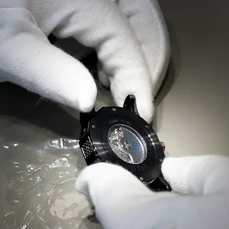 Microscoop PCE-OVM 3D in gebruik