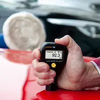 Materiaaltester in gebruik