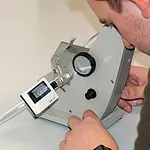 Refractometer in gebruik