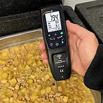 Voedselthermometer PCE-IR 90 in gebruik