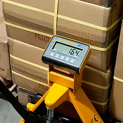 Hand Pallet Truck Scales PCE-PTS 1N application