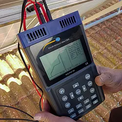 Solar Measuring Device PCE-PVA 100 application