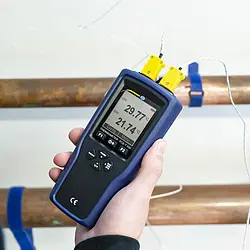 Thermometer PCE-T 330 application