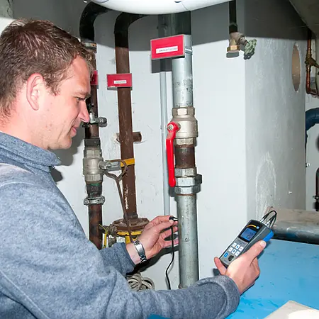 Wall Thickness Gauge in Use