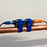 Ultrasonic Flow Tester Kit PCE-TDS 100HHS Sensors on Pipe