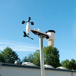 Estación meteorológica con los sensores
