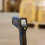 Medidor de temperatura láser PCE-893