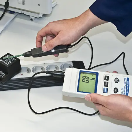 Magnetometer / Magnetic Field Detector Application picture