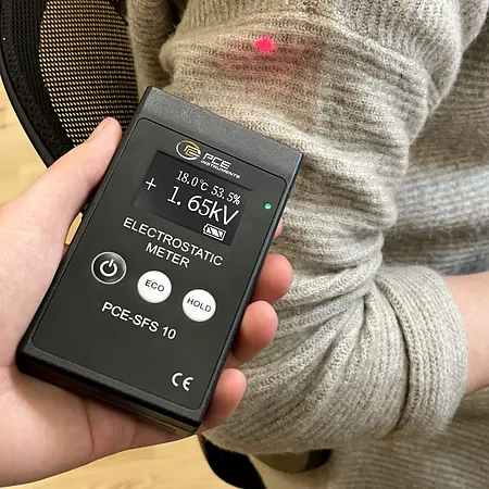 Mesureur du champ électrostatique | Exemple d'utilisation