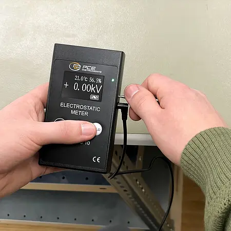 Mesureur du champ électrostatique | Exemple d'utilisation