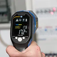 Contrôleur de température PCE-895-ICA avec certificat d'étalonnage