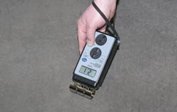 Concrete moisture meter PCE-WP21 application.