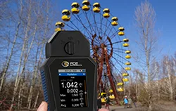 Radioaktivitätsmessgerät PCE-rdm 10 beim Einsatz in Tschernobyl