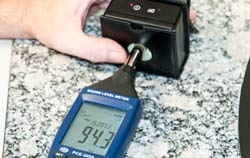 Certificado de calibração de som no laboratório da PCE Instruments