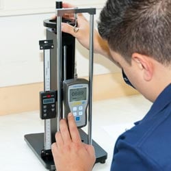 Dinamometre test stand uygulaması