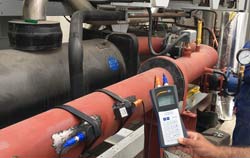 Uso del flussometro a ultrasuoni PCE-TDS 100