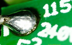 Uso del microscopio da laboratorio