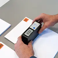 Appareil de mesure pour plastique