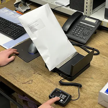 Balanza para paquetería - Imagen de uso