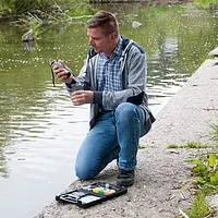 Medidor de pH - Medición en un río