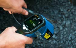 Cyfrowy miernik temperatury - pomiar / Aplikacja