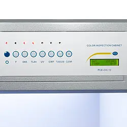 Schaltleiste der Farbmusterungskabine