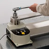 Stanowisko do kluczy dynamometrycznych Zastosowanie