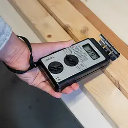 Analisador umidade de madeira - Imagem de uso