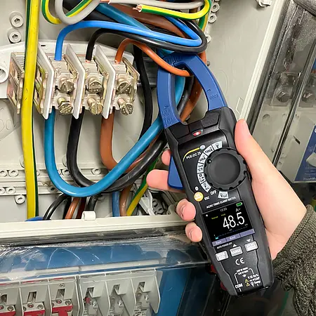 Testador de baterias - Imagem de uso