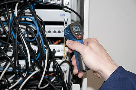 Kızılötesi Termometre PCE-777N