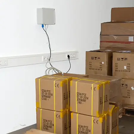 Thermo Hygrometer PCE-WMS 1 application in the warehouse