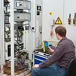 Current Clamp In Use
